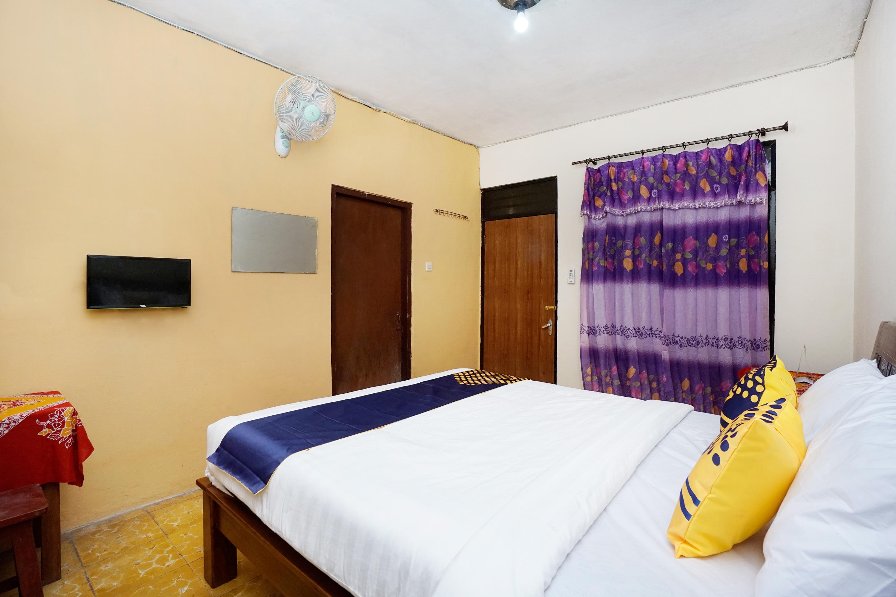 Hotel Pelangi Hs Ngabean Екстер'єр фото